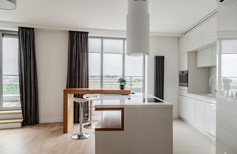 Аренда просторной 3-комнатной квартиры, 100 м², район Śródmieście, Варшава, Польша